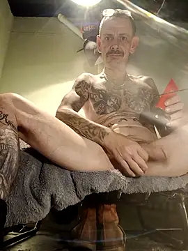 Snapshot of deepstroker42071 chatting on 18, 11, 2025 deepstroker42071 online show from 18, 11, 2025