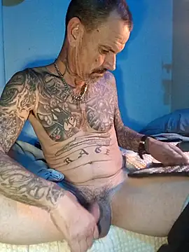 Snapshot of deepstroker42071 chatting on 28, 11, 2025 deepstroker42071 online show from 28, 11, 2025