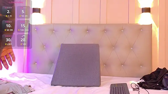 sofiaa ebony online show from 2, 12, 2025