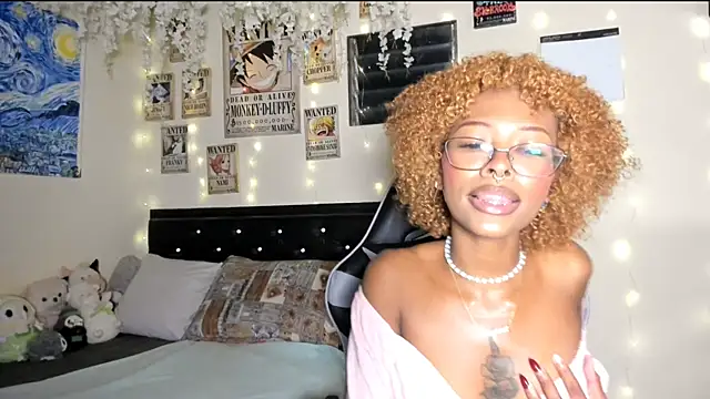 Snapshot of Cristal_Jonas@xh chatting on 24, 1, 2025 Cristal Jonasxh online show from 24, 1, 2025