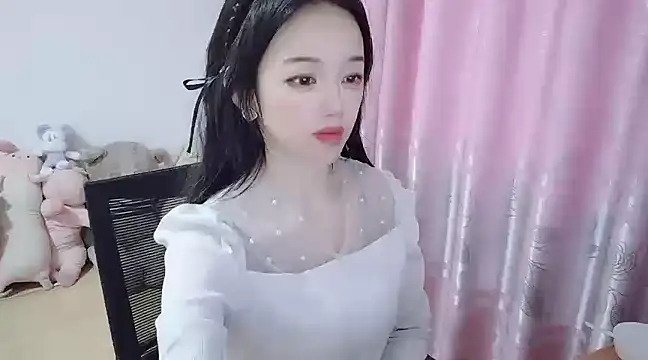 wwcc123 online show from 8, 3, 2025