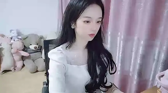 wwcc123 online show from 8, 3, 2025