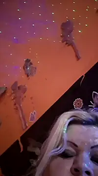 ducicsajsziii online show from 21, 2, 2025