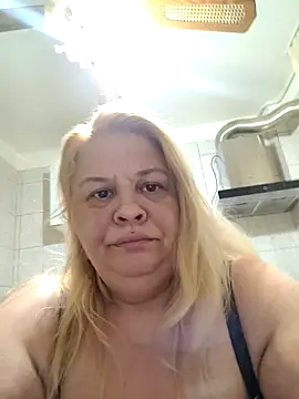 Snapshot of AriannaMilf chatting on 27, 5, 2026 AriannaMilf online show from 27, 5, 2026