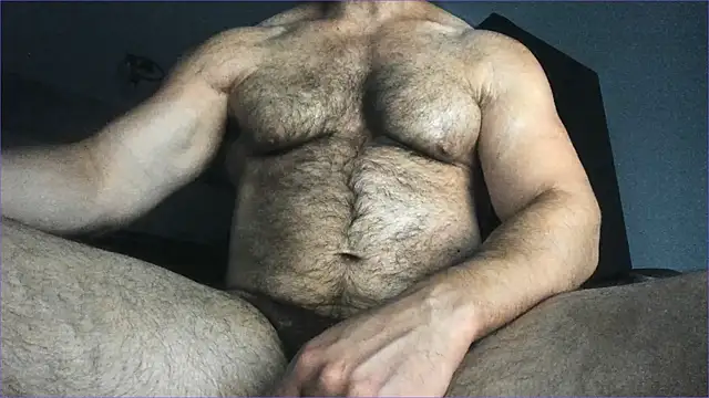 Snapshot of Hugealphabeast chatting on 28, 7, 2026 Hugealphabeast online show from 28, 7, 2026