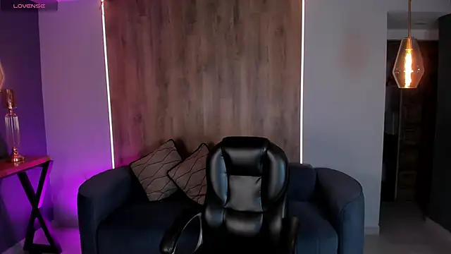 Snapshot of AlessiaCorleone_ chatting on 20, 2, 2025 AlessiaCorleone online show from 20, 2, 2025