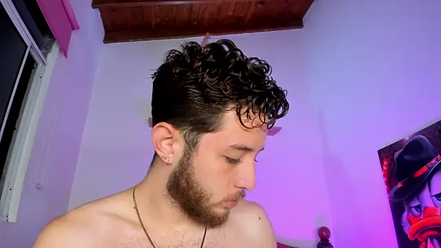 Snapshot of Juan_Castano chatting on 20, 11, 2025 Juan Castano online show from 20, 11, 2025