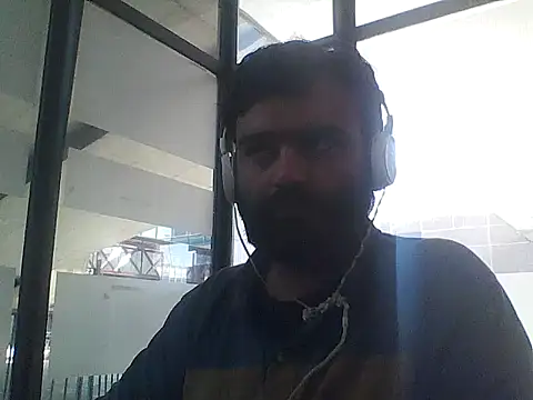 Snapshot of JohnBond009 chatting on 15, 7, 2026 JohnBond009 online show from 15, 7, 2026