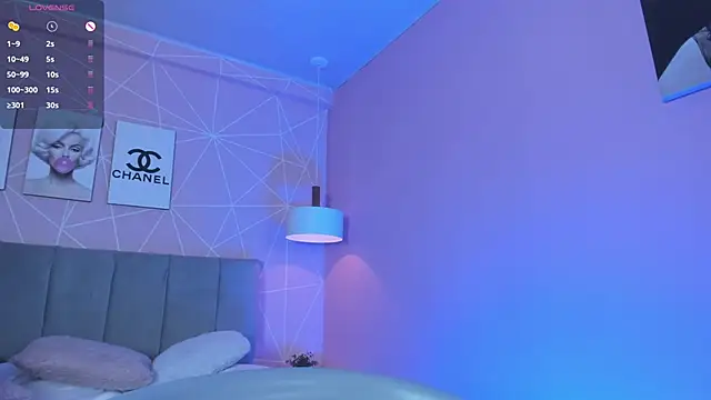 dolly zoe online show from 27, 9, 2025