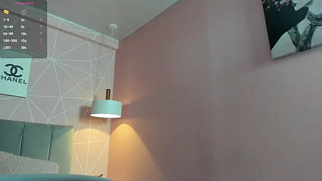 dolly zoe online show from 18, 11, 2025