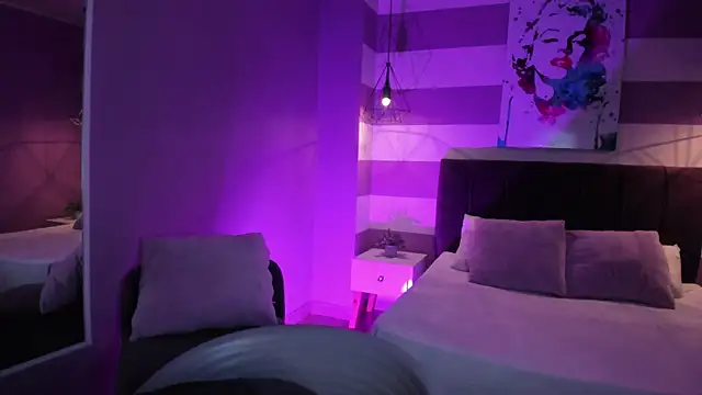 ayshel   online show from 23, 1, 2025