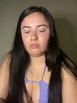 Snapshot of xocrybaby chatting on 16, 2, 2025 xocrybaby online show from 16, 2, 2025
