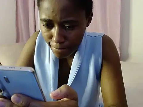 savage laura online show from 17, 11, 2025