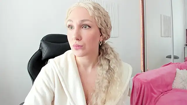 CarolMay online show from 4, 6, 2026