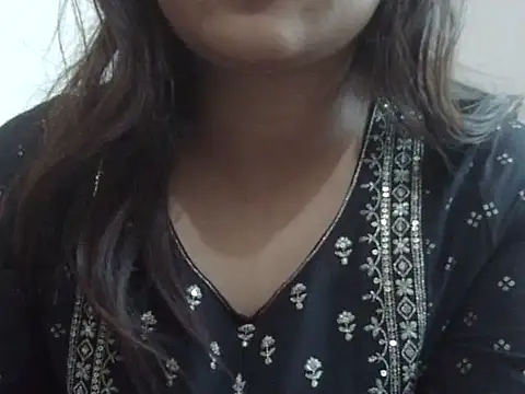 Snapshot of shekira99 chatting on 13, 2, 2026 shekira99 online show from 13, 2, 2026