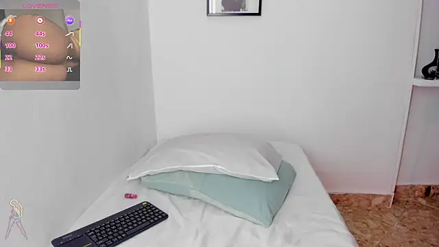 valerycolins online show from 24, 9, 2025