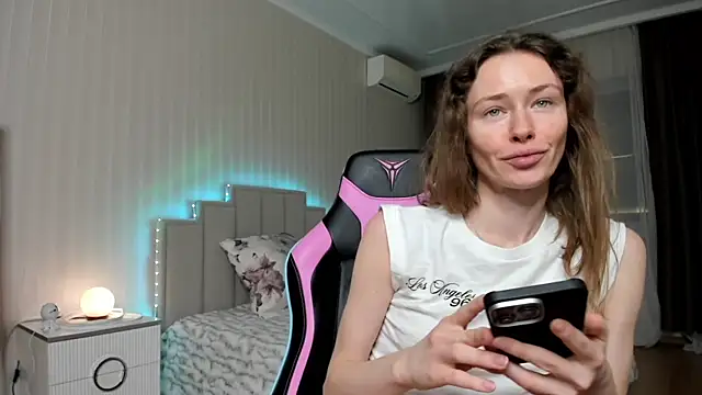 ooksiiii online show from 5, 4, 2026