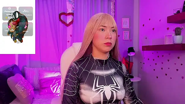 CoralineRicce  online show from 19, 2, 2025