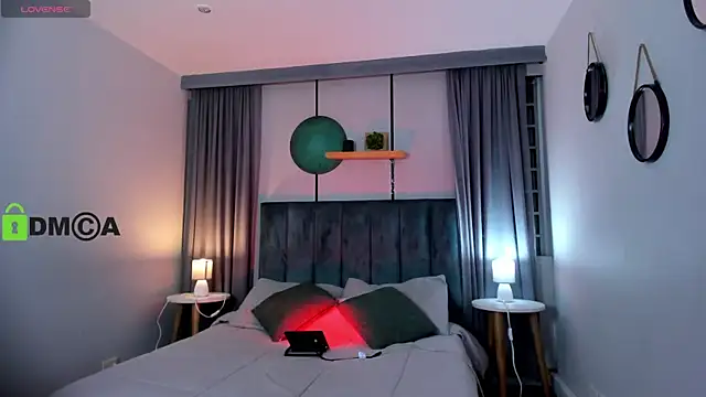 CoralineRicce  online show from 6, 10, 2025