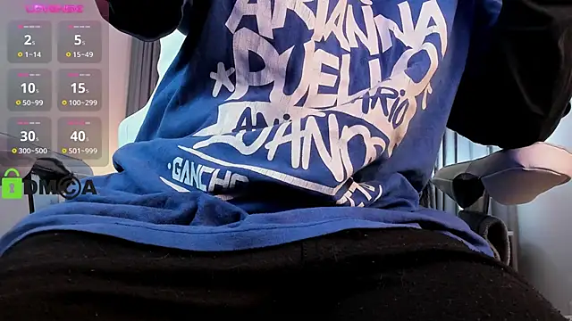 CoralineRicce  online show from 16, 10, 2025