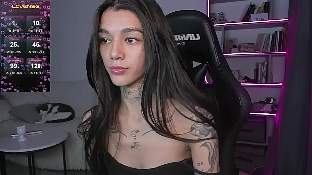 Snapshot of vinkitinkii chatting on 21, 12, 2024 vinkitinkii online show from 21, 12, 2024