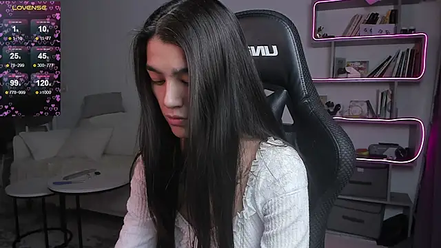 Snapshot of vinkitinkii chatting on 19, 2, 2025 vinkitinkii online show from 19, 2, 2025