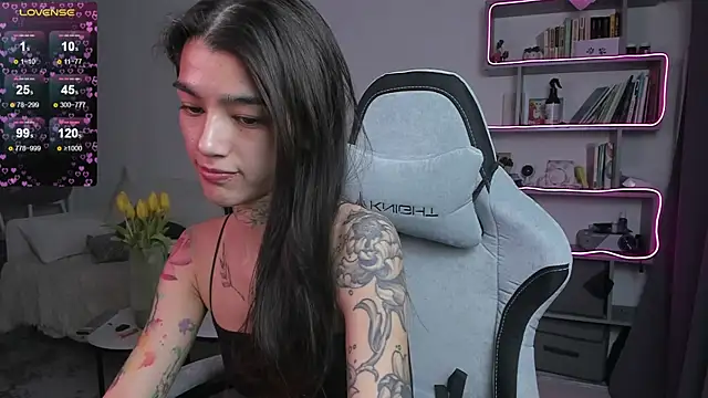 Snapshot of vinkitinkii chatting on 12, 3, 2025 vinkitinkii online show from 12, 3, 2025