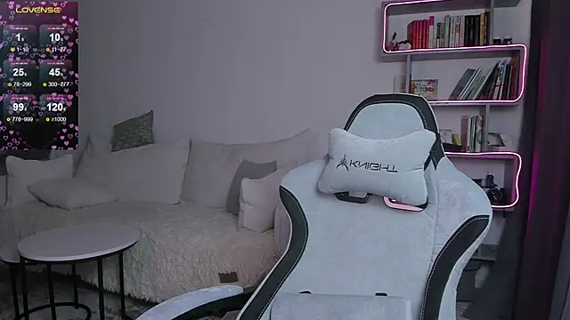 Snapshot of vinkitinkii chatting on 22, 3, 2025 vinkitinkii online show from 22, 3, 2025