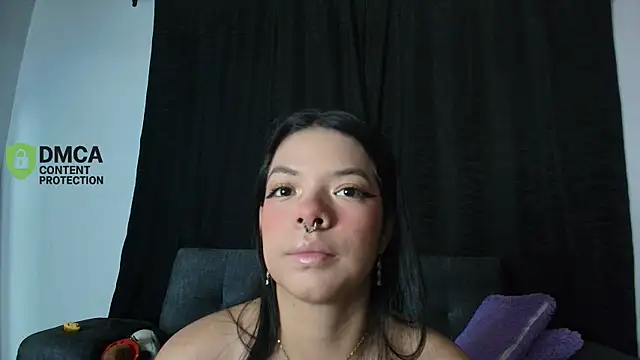 yungelitamor  online show from 22, 5, 2026