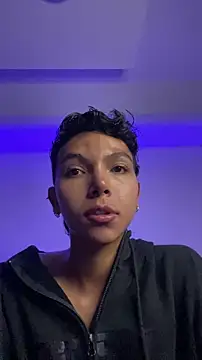 xhenisa  online show from 15, 1, 2026