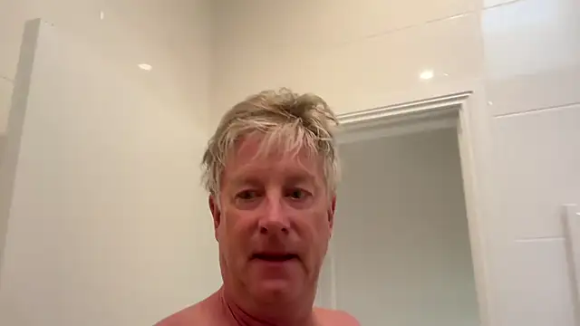 littleone01234 online show from 11, 3, 2025