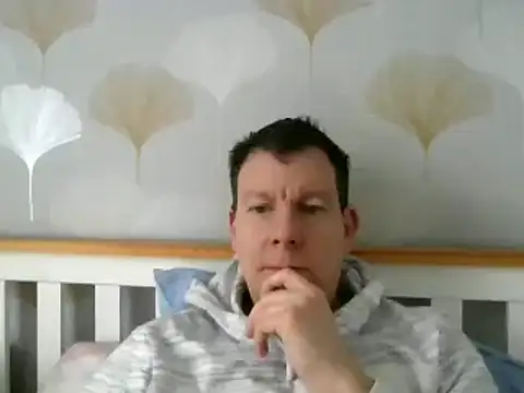 Snapshot of calibersmith chatting on 27, 2, 2025 calibersmith online show from 27, 2, 2025