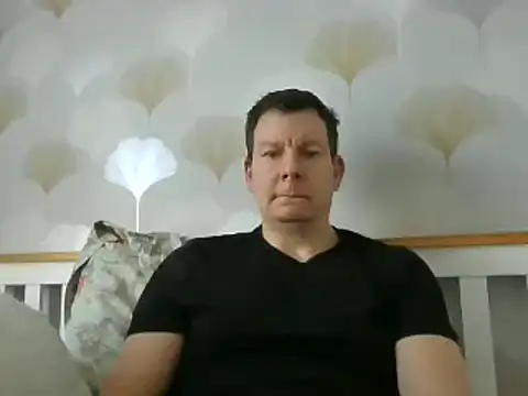 Snapshot of calibersmith chatting on 2, 11, 2025 calibersmith online show from 2, 11, 2025