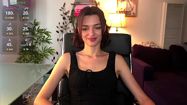 Snapshot of olivia_jeas chatting on 2, 6, 2026 olivia jeas online show from 2, 6, 2026