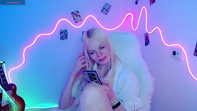 Emily Nyaffee online show from 19, 10, 2025