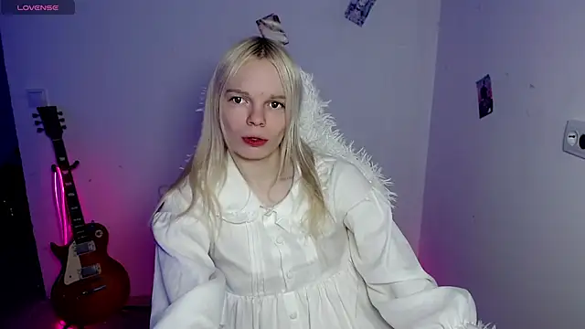 Emily Nyaffee online show from 1, 2, 2026