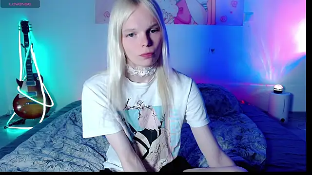 Snapshot of Emily_Nyaffee chatting on 18, 7, 2026 Emily Nyaffee online show from 18, 7, 2026