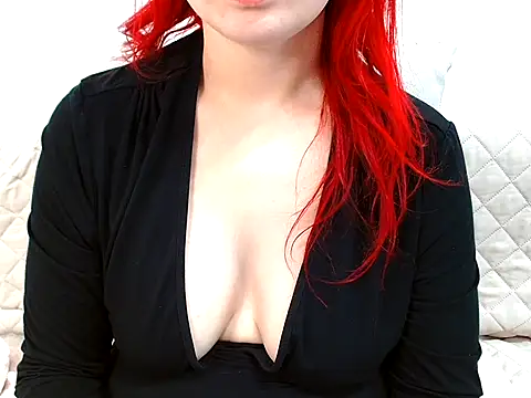 Snapshot of Cristina_foryou chatting on 25, 4, 2026 Cristina foryou online show from 25, 4, 2026