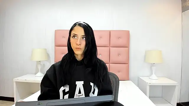 lhiamfit online show from 31, 12, 2024