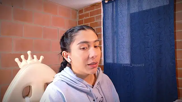 Snapshot of emma_rouse69 chatting on 17, 10, 2025 emma rouse69 online show from 17, 10, 2025