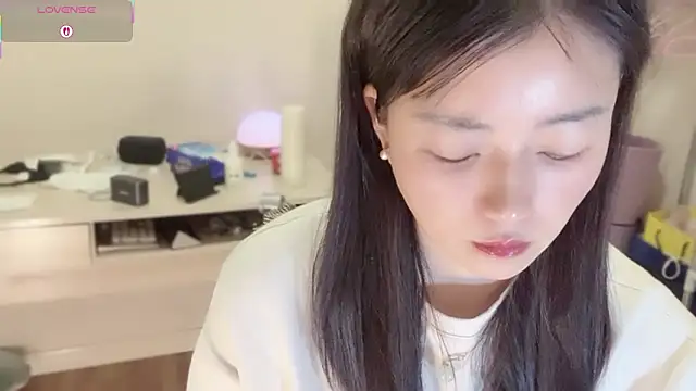 A-xena online show from 3, 12, 2025