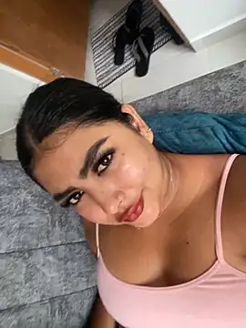 NatashaBrown12 online show from 8, 10, 2025