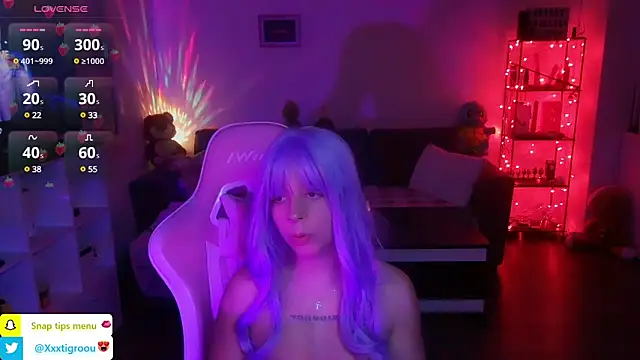 PetiteAngel666 online show from 8, 2, 2025