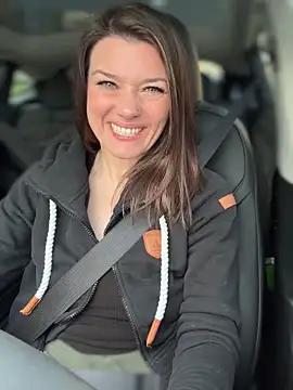 LadyLena1 online show from 1, 2, 2025