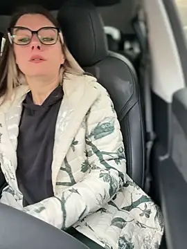 LadyLena1 online show from 2, 11, 2025