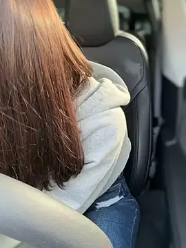 LadyLena1 online show from 20, 12, 2025