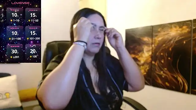 Snapshot of amalia_brunette chatting on 5, 1, 2026 amalia brunette online show from 5, 1, 2026