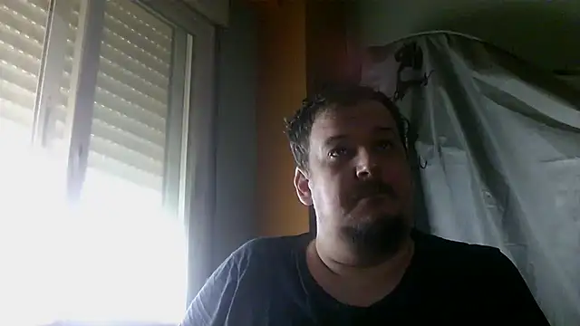 Snapshot of porkorossy chatting on 18, 4, 2026 porkorossy online show from 18, 4, 2026