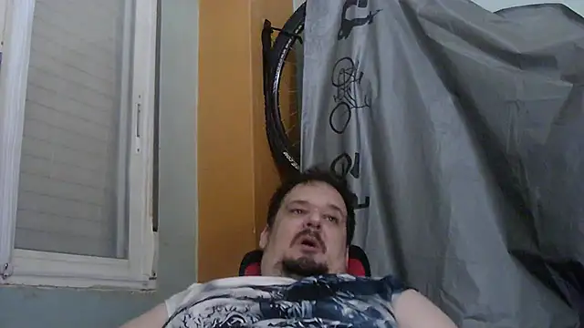 Snapshot of porkorossy chatting on 27, 4, 2026 porkorossy online show from 27, 4, 2026