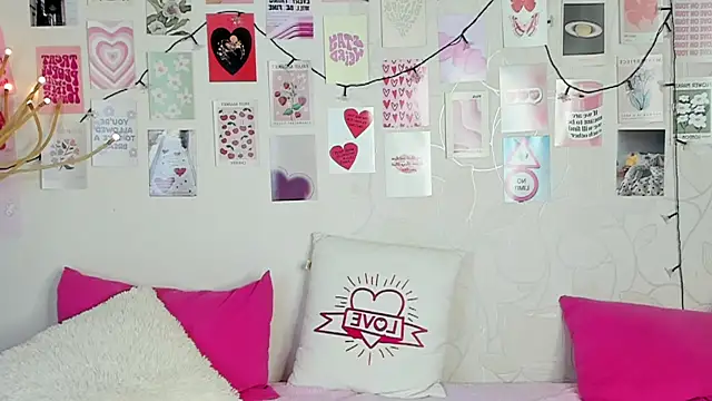 Snapshot of little_radiant_sun chatting on 17, 1, 2026 little radiant sun online show from 17, 1, 2026